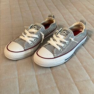 Converse Tennis shoes